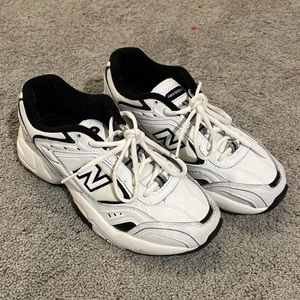 New Balance 452 platform sneakers